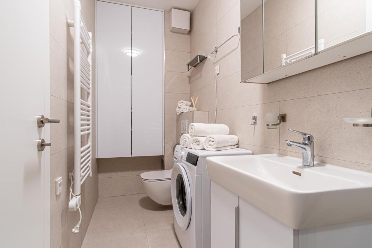 Ledeno More Luxury Apartments Split Dış mekan fotoğraf