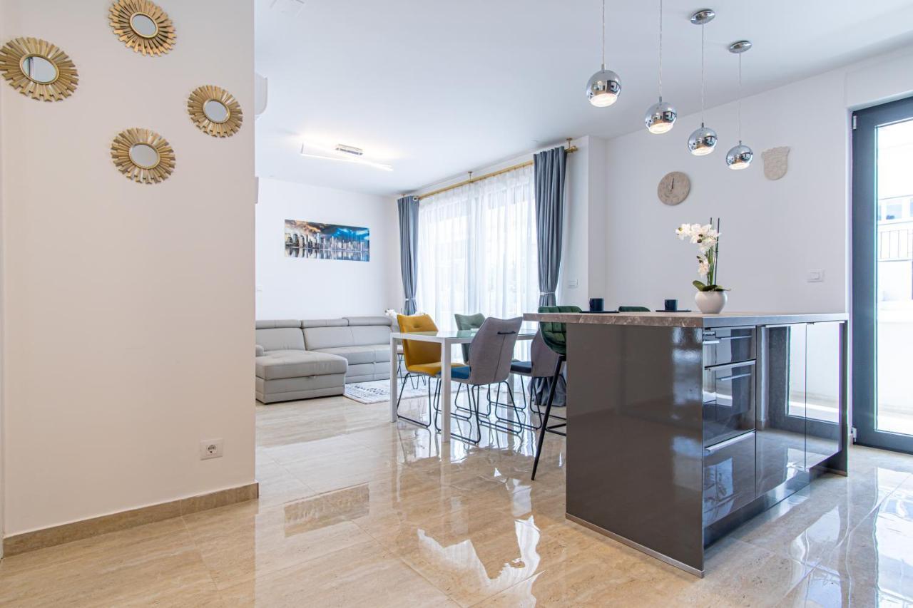 Ledeno More Luxury Apartments Split Dış mekan fotoğraf