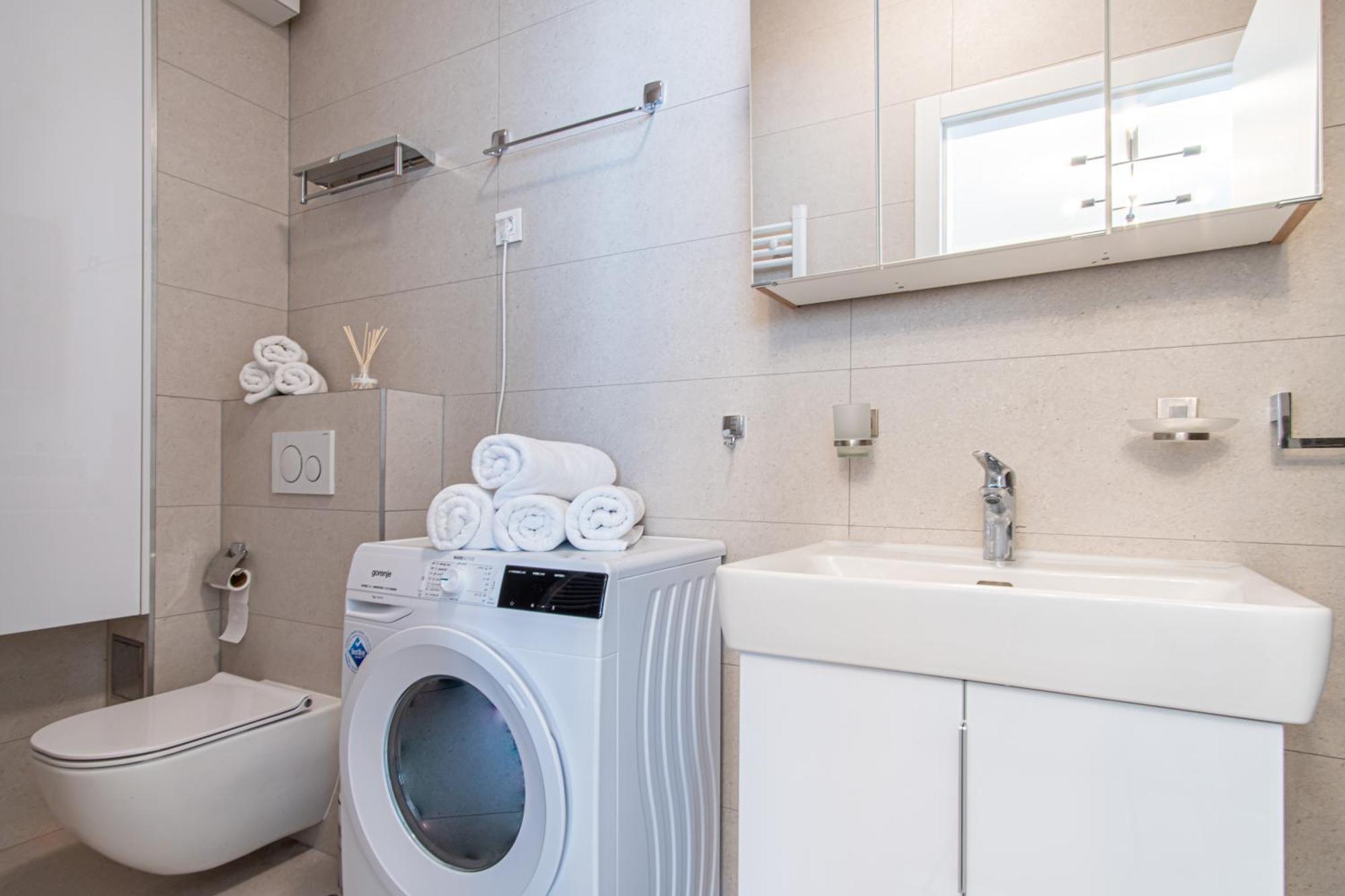 Ledeno More Luxury Apartments Split Dış mekan fotoğraf