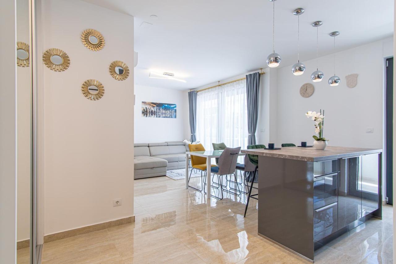 Ledeno More Luxury Apartments Split Dış mekan fotoğraf
